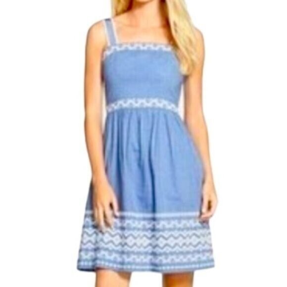 Jessica Simpson Embroidered  Blue Chambray Summer Cottegecore Sundress size 4 - Picture 1 of 6